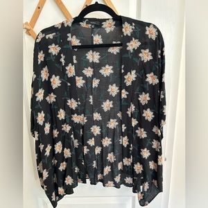 Talula flowy cardigan/cover up